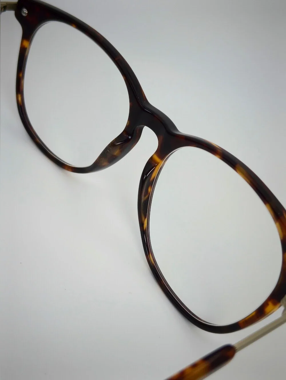 Decadence. Tortoiseshell Round Unisex Eyewear Frames - Brown